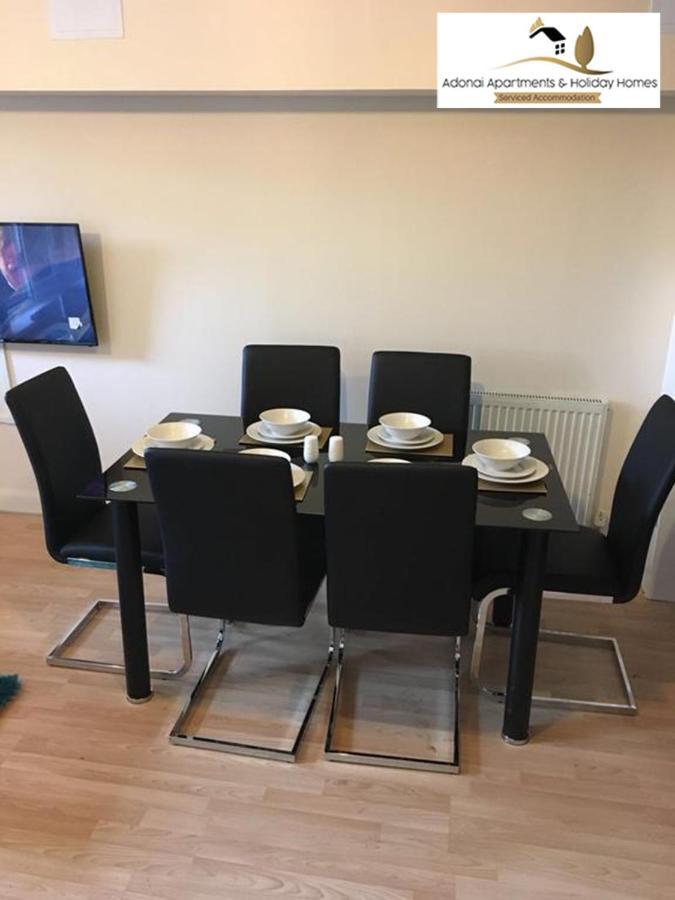 2 Bedroom Apartment At Dagenham , Adonai Serviced Accommodation, Free Wifi And Parking Dış mekan fotoğraf