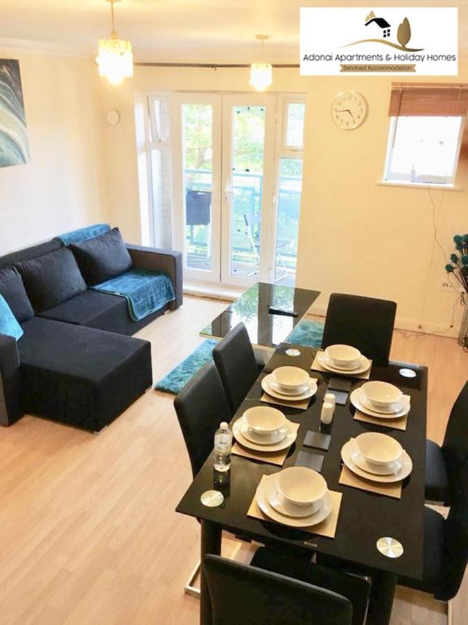 2 Bedroom Apartment At Dagenham , Adonai Serviced Accommodation, Free Wifi And Parking Dış mekan fotoğraf
