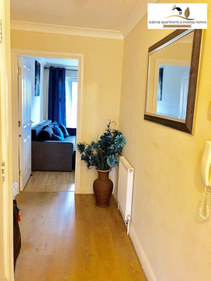 2 Bedroom Apartment At Dagenham , Adonai Serviced Accommodation, Free Wifi And Parking Dış mekan fotoğraf