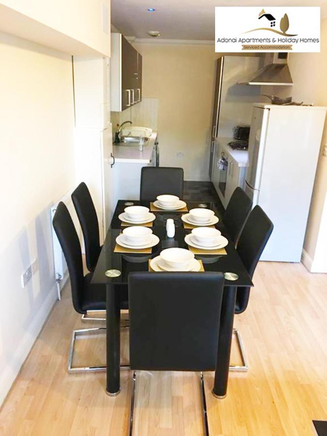 2 Bedroom Apartment At Dagenham , Adonai Serviced Accommodation, Free Wifi And Parking Dış mekan fotoğraf